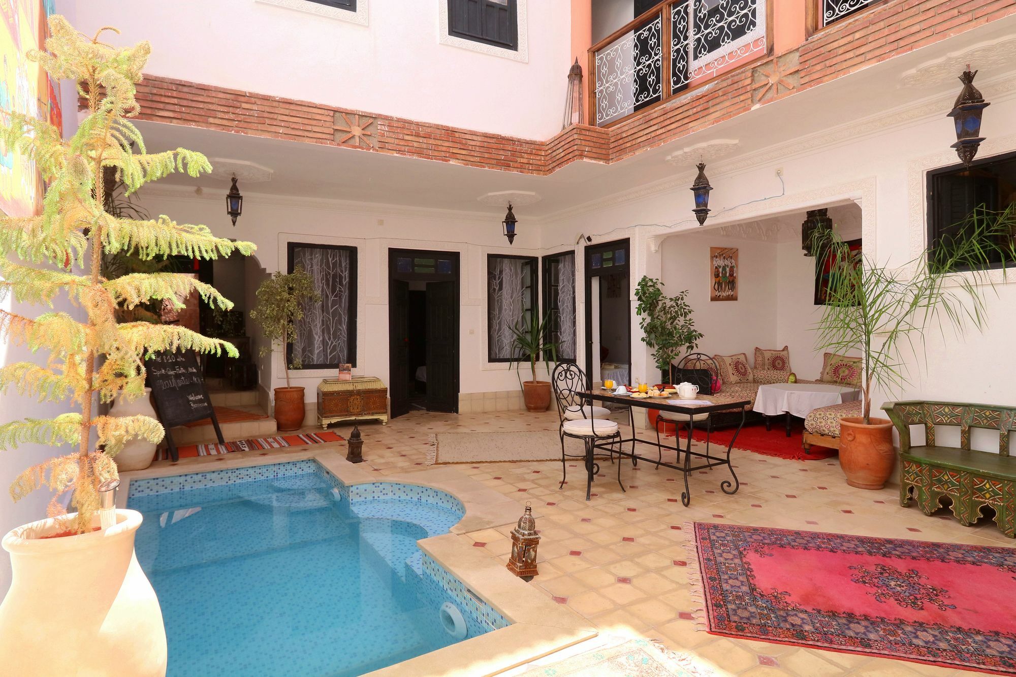 Ibiza Star Guest house 3*